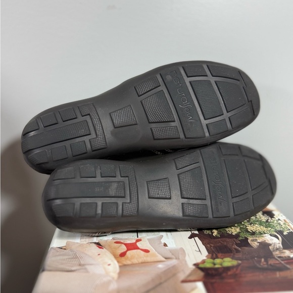 Women’s Natural Soul Size 7 1/2 Brown Leather Slip-On Shoes - Picture 9 of 15